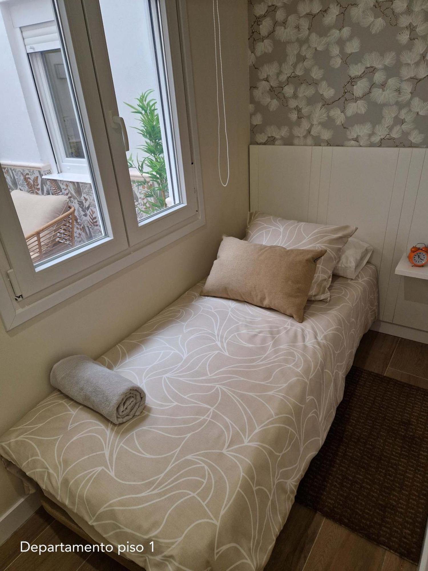 Virgen De Gracia Apartments มาลากา ห้อง รูปภาพ