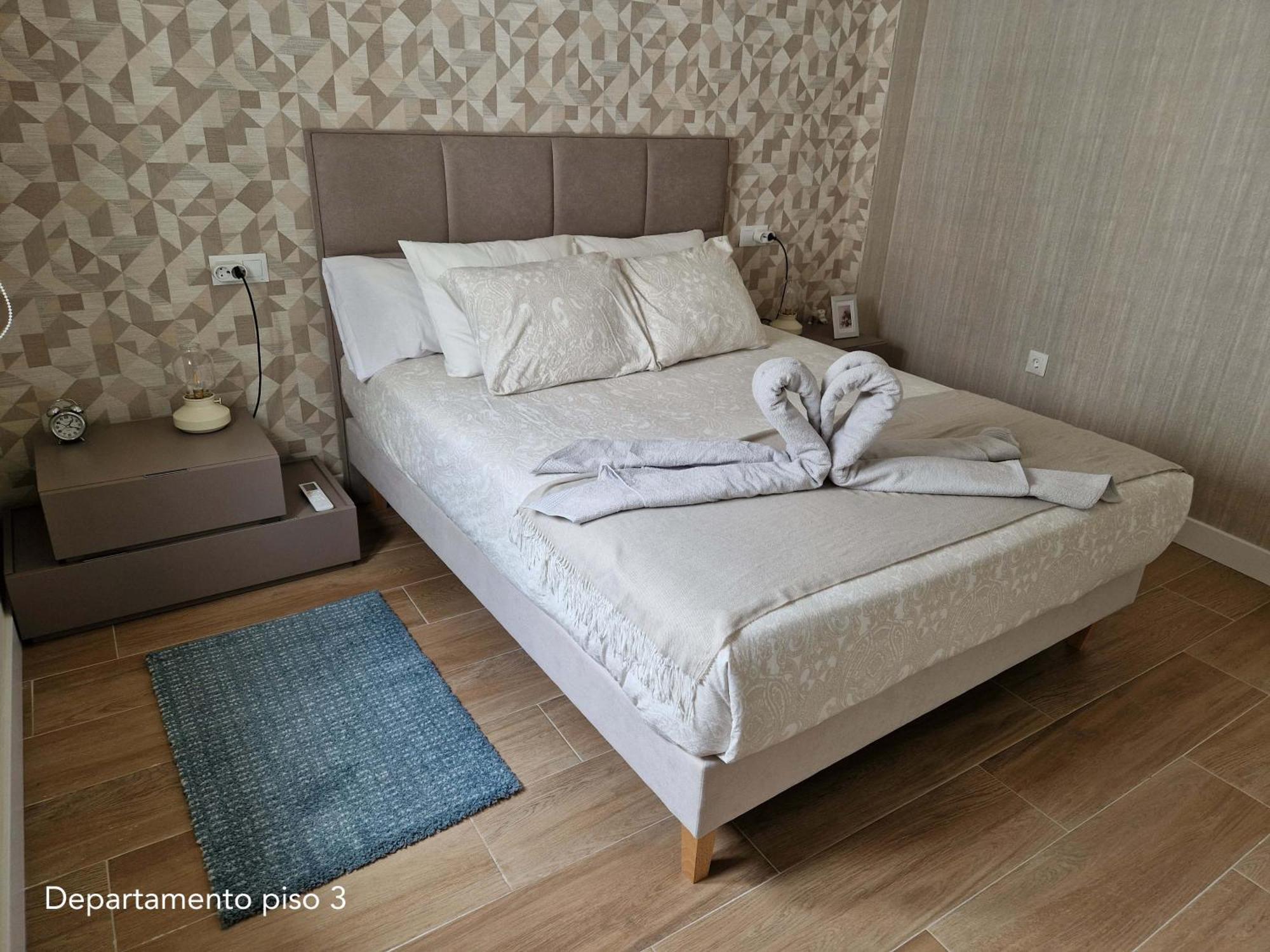 Virgen De Gracia Apartments มาลากา ภายนอก รูปภาพ